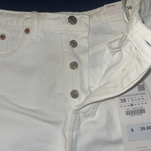 Zara shorts - Picture 5 of 5